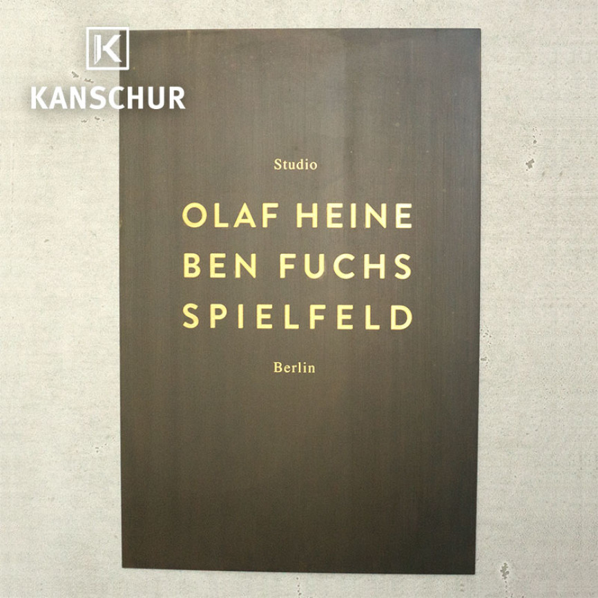 Namensschild MARYNA Messing Von