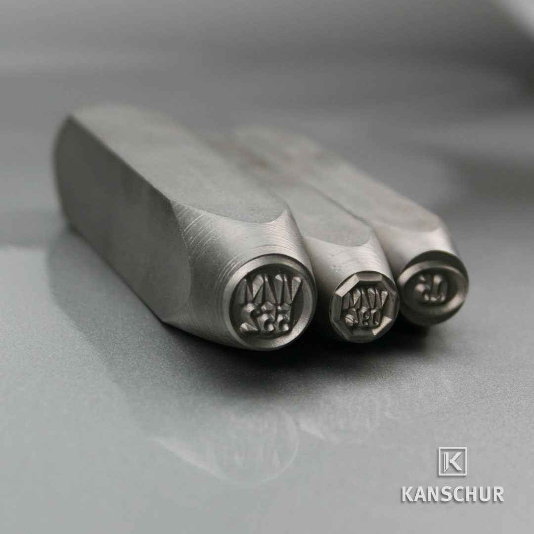 Handschlagstempel graviert und gehärtet